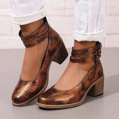 NOIR WRAP HEEL