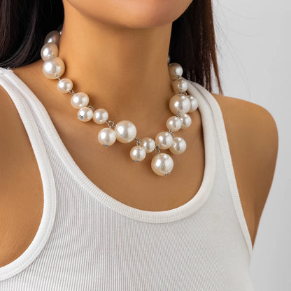 AURELIA PEARL NECKLACE