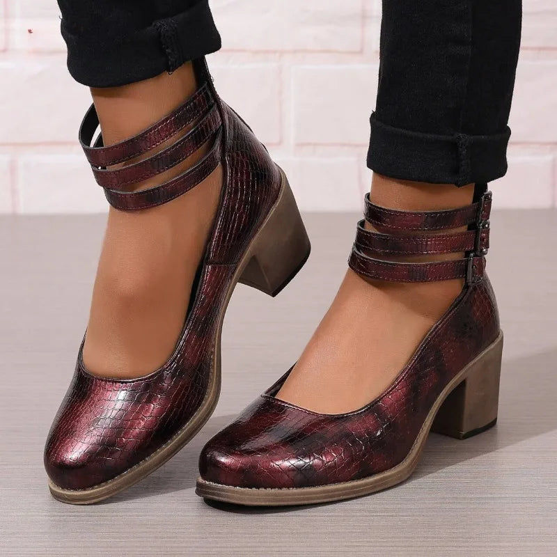 NOIR WRAP HEEL