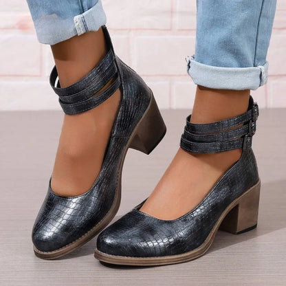 NOIR WRAP HEEL